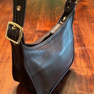 Brown Leather small Coach shoulder bag. Gently used.